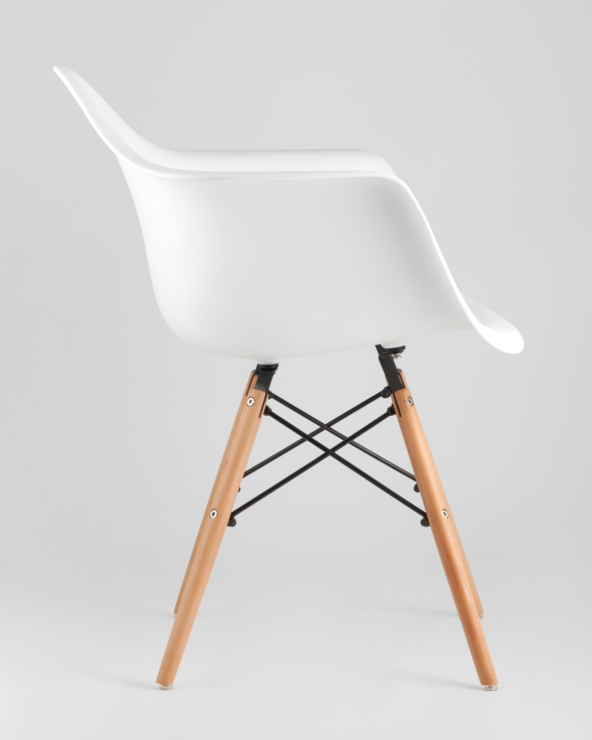 Stul_Eames_DAW_belyj__2__Gray