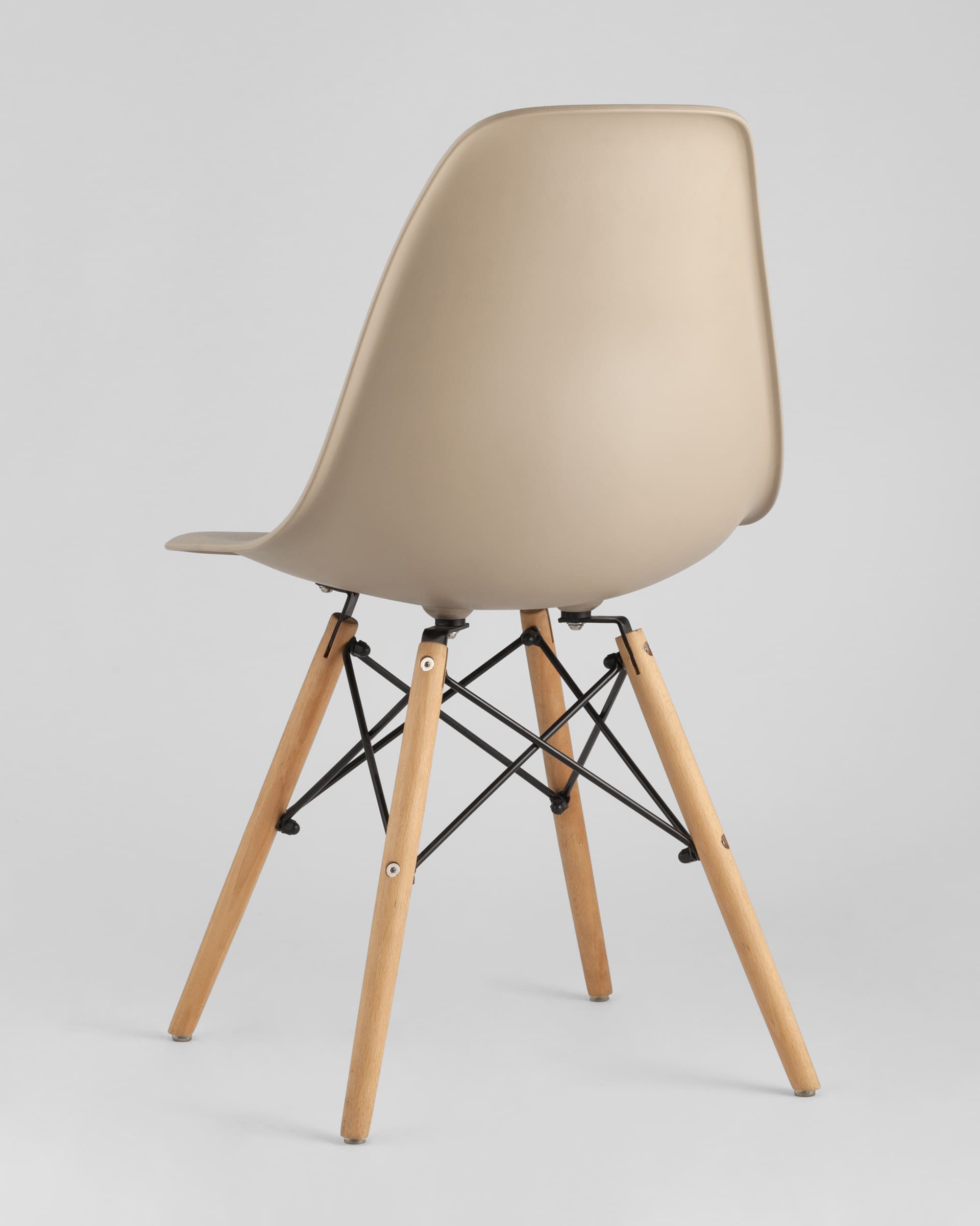 Stul_Eames_DSW_bezhevyj__2__Gray_3avv-66