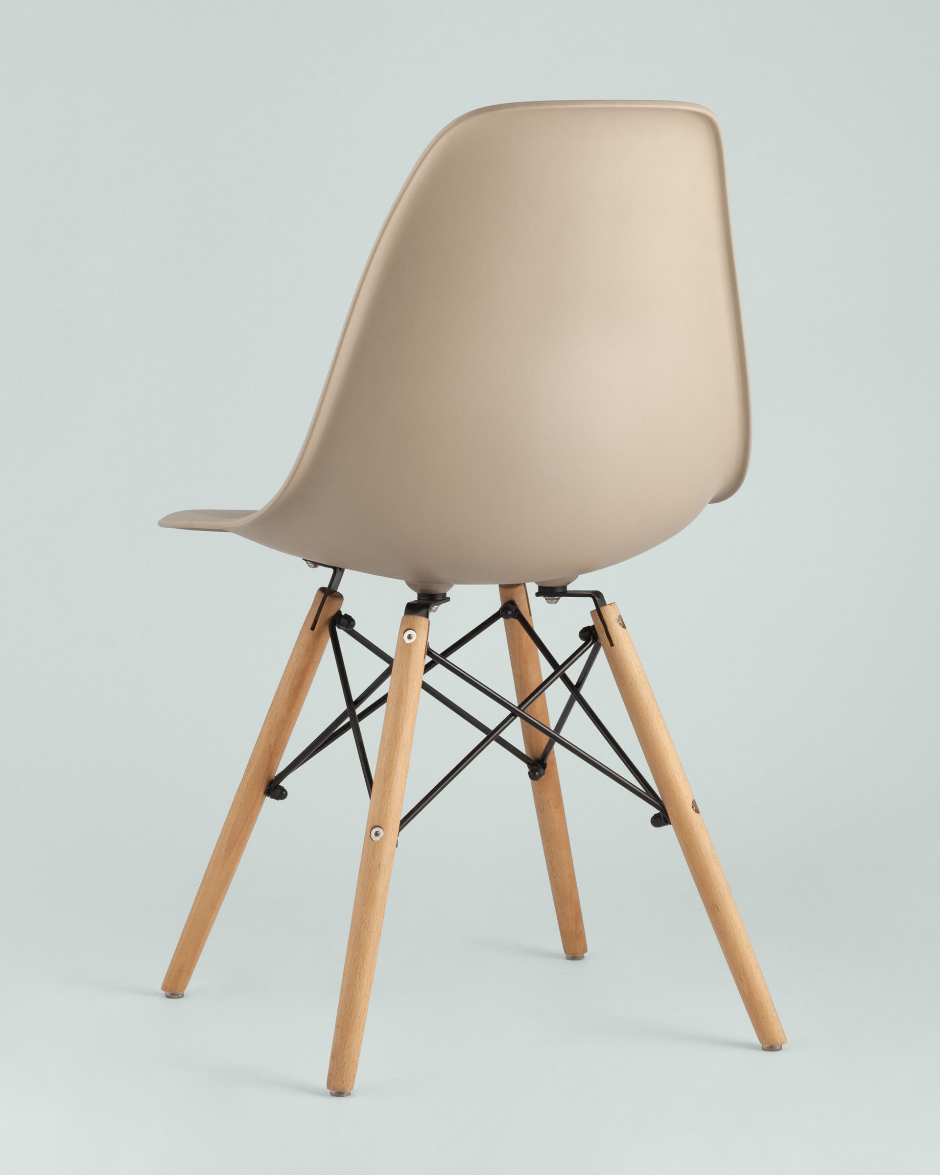 Stul_Eames_DSW_bezhevyj__2__Gray