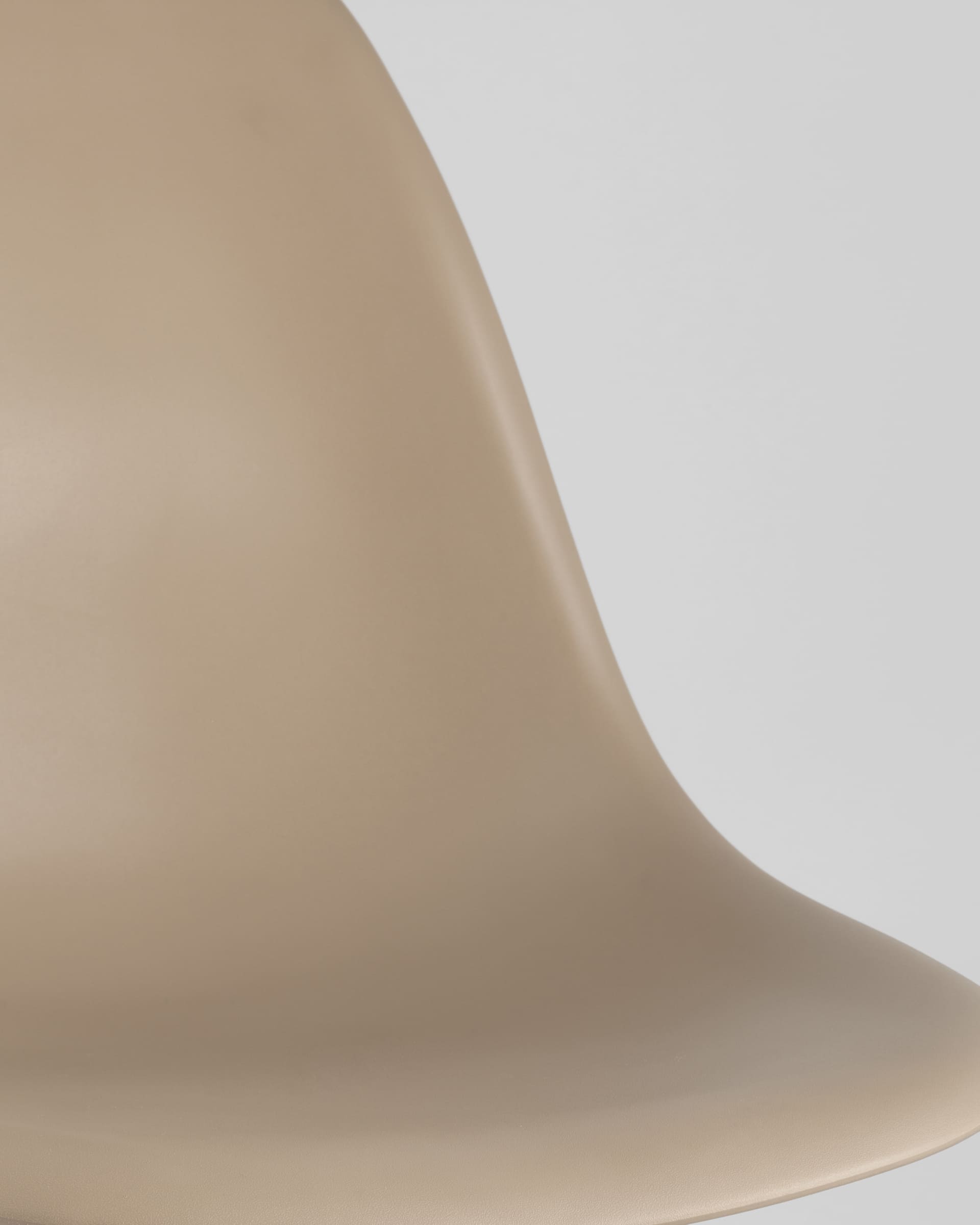 Stul_Eames_DSW_bezhevyj__2__Gray