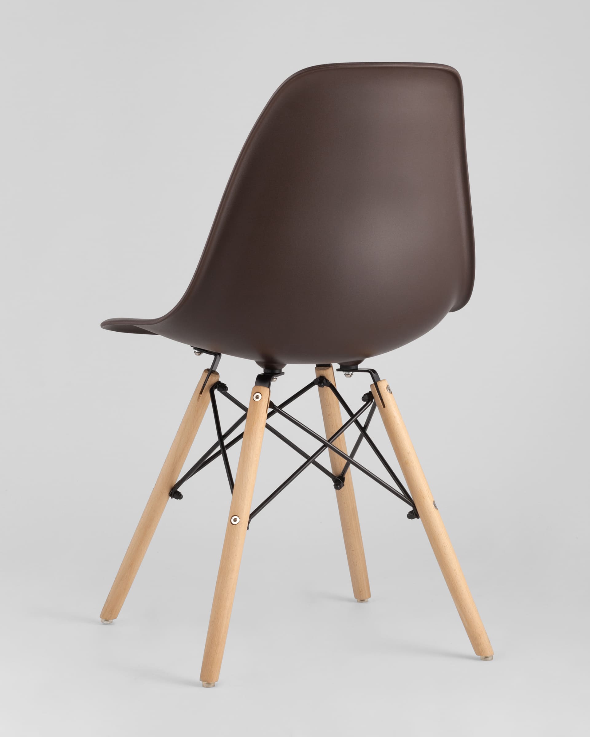 Stul_Eames_DSW_korichnevyj__2__Gray_o873-86