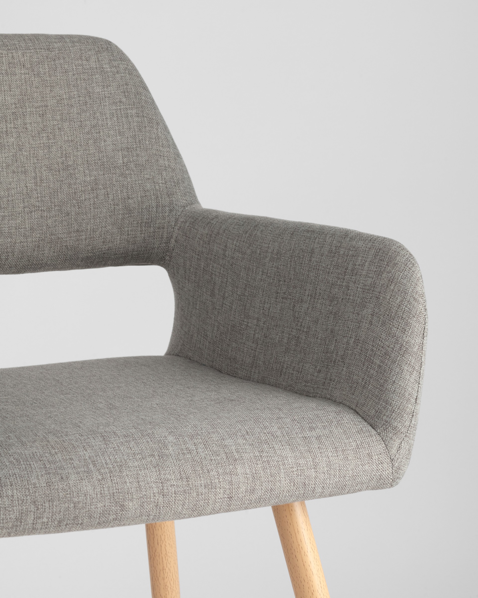 Stul_Kromvel'_seryj__2__76k1-35