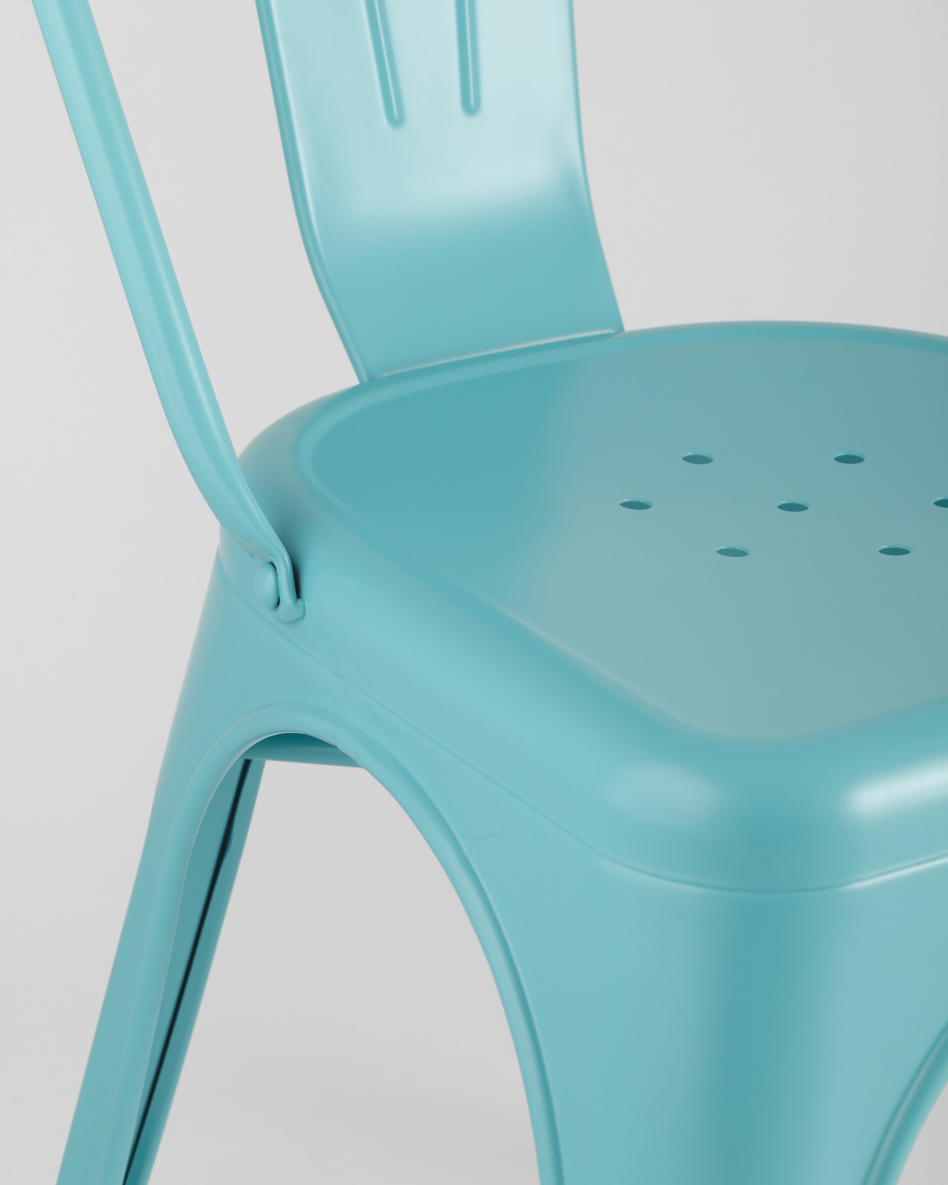 Stul_TOLIX_goluboj_matovyj__2__vcqb-8f