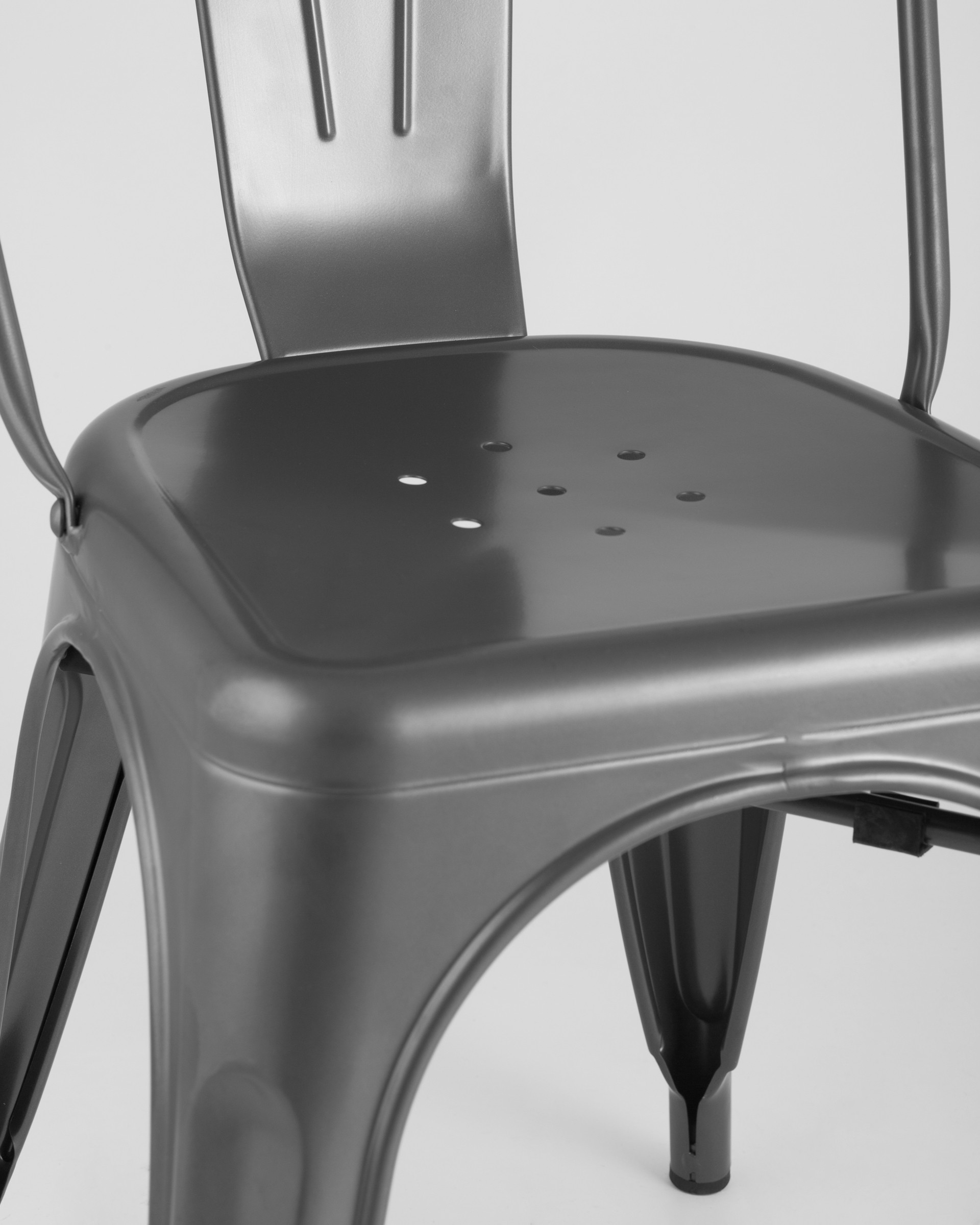 Stul_TOLIX_serebristyj_matovyj__2__zgyx-nd