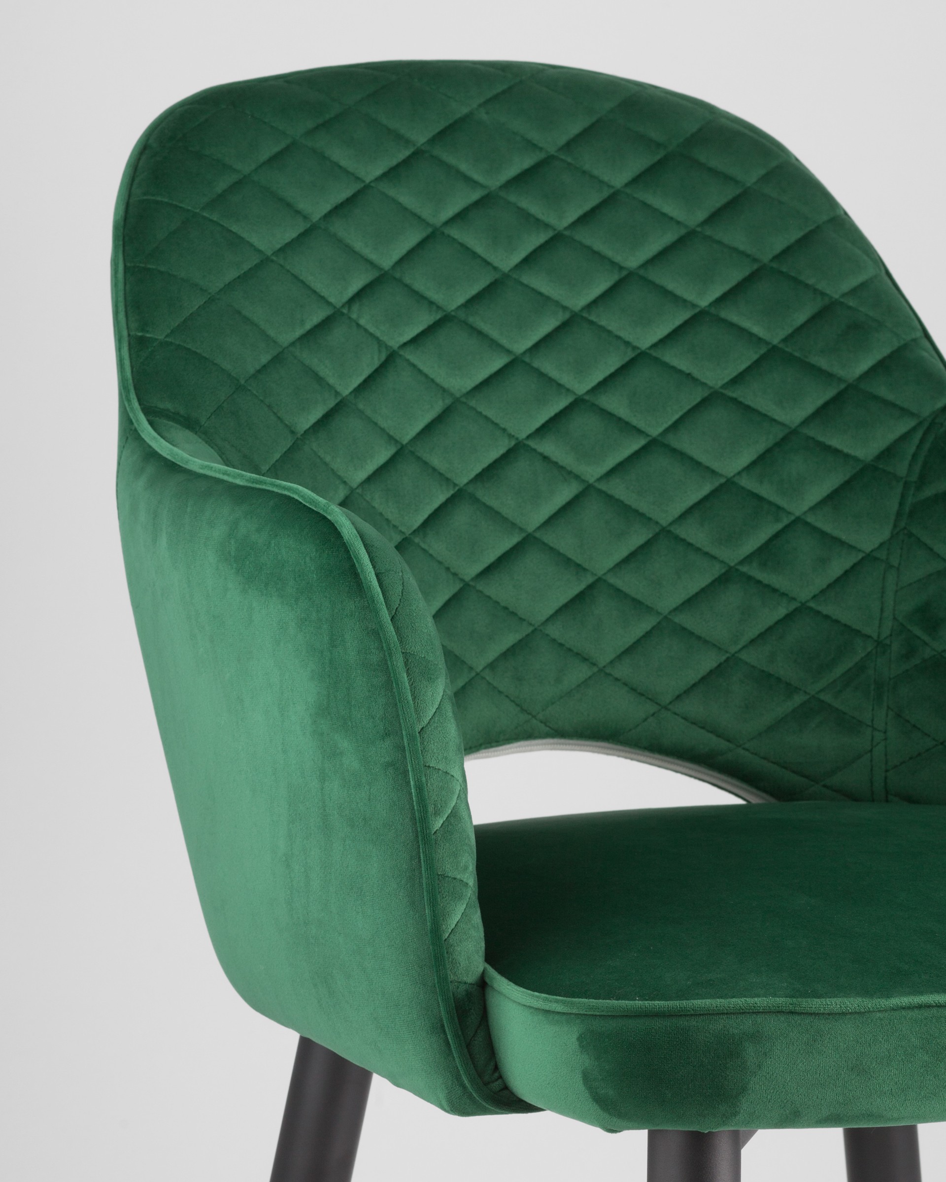 Stul_Venera_diamant_vel'vet_izumrudnyj__2_