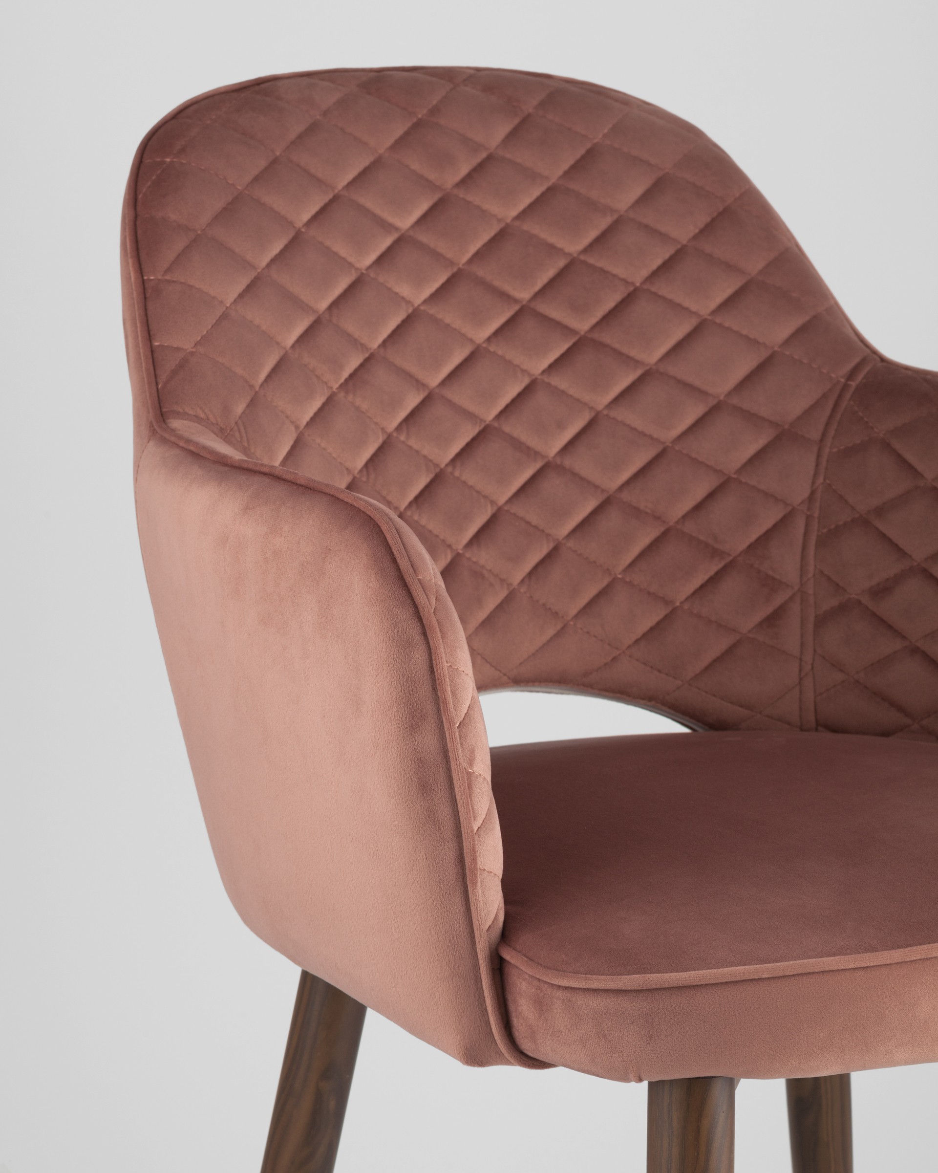 Stul_Venera_diamant_vel'vet_pyl'no-rozovyj__2_