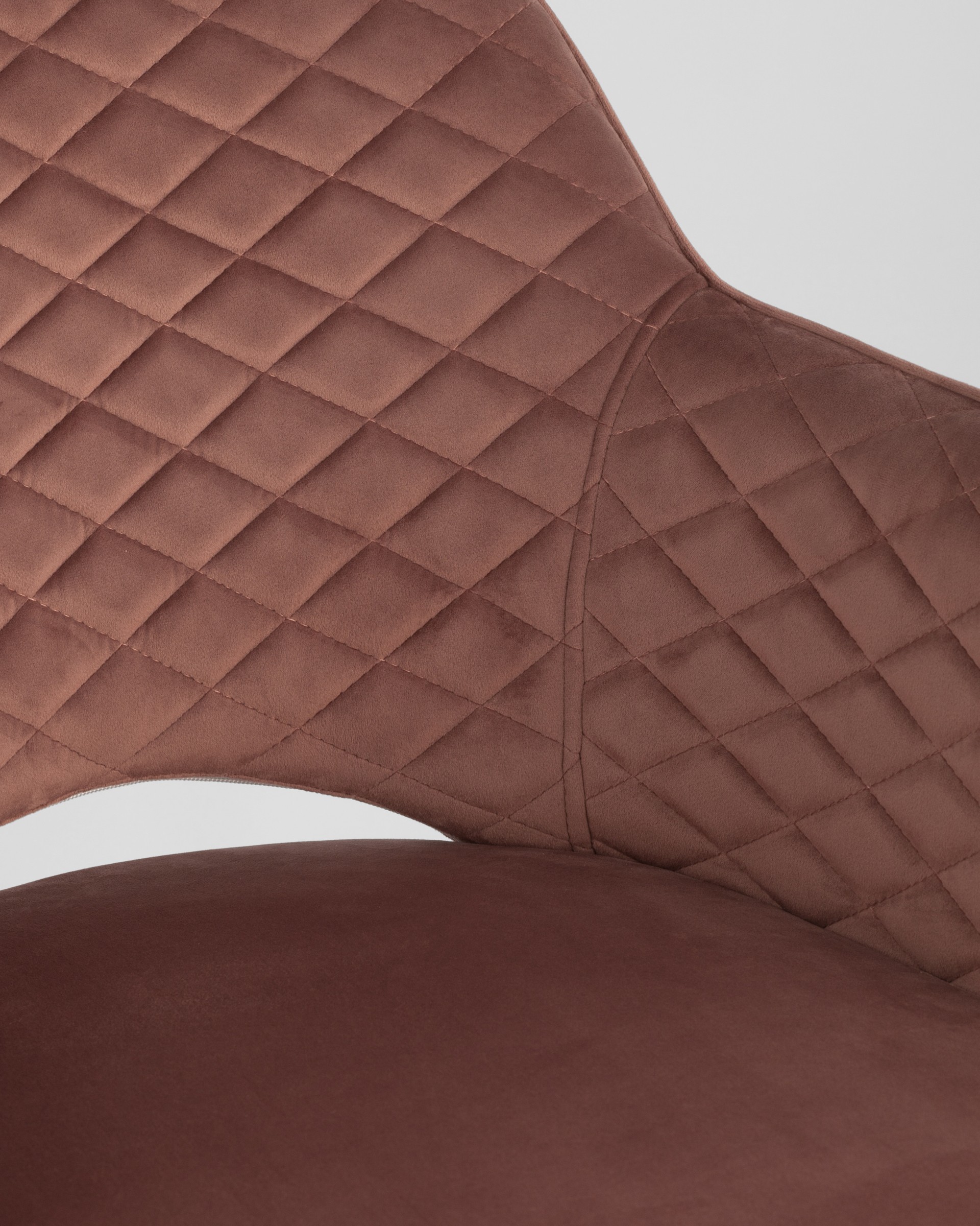 Stul_Venera_diamant_vel'vet_pyl'no-rozovyj__2_