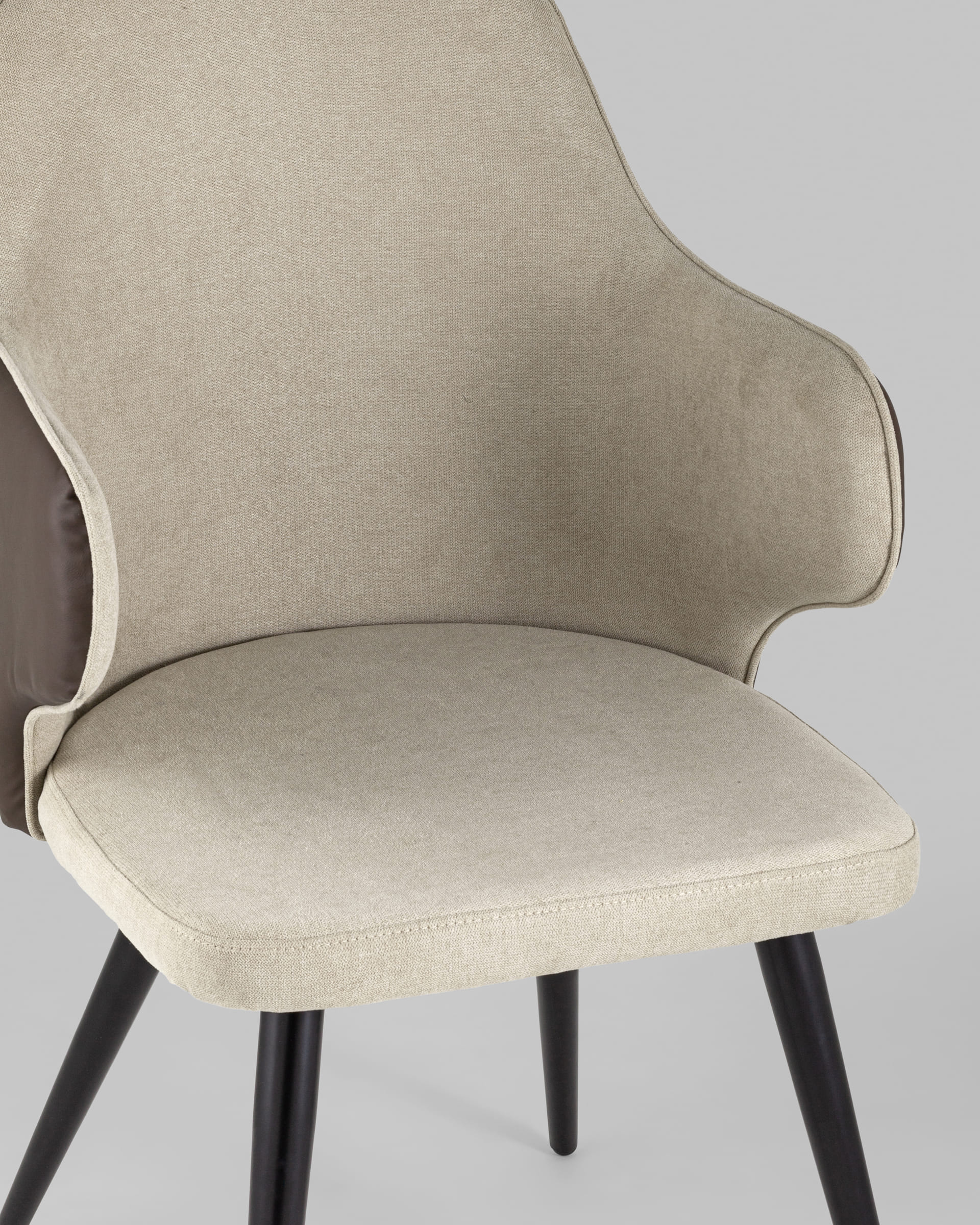 stul-aldo-s-podlokotnikami-ehkokozha-korichnevyj-rogozhka-seryj_Gray