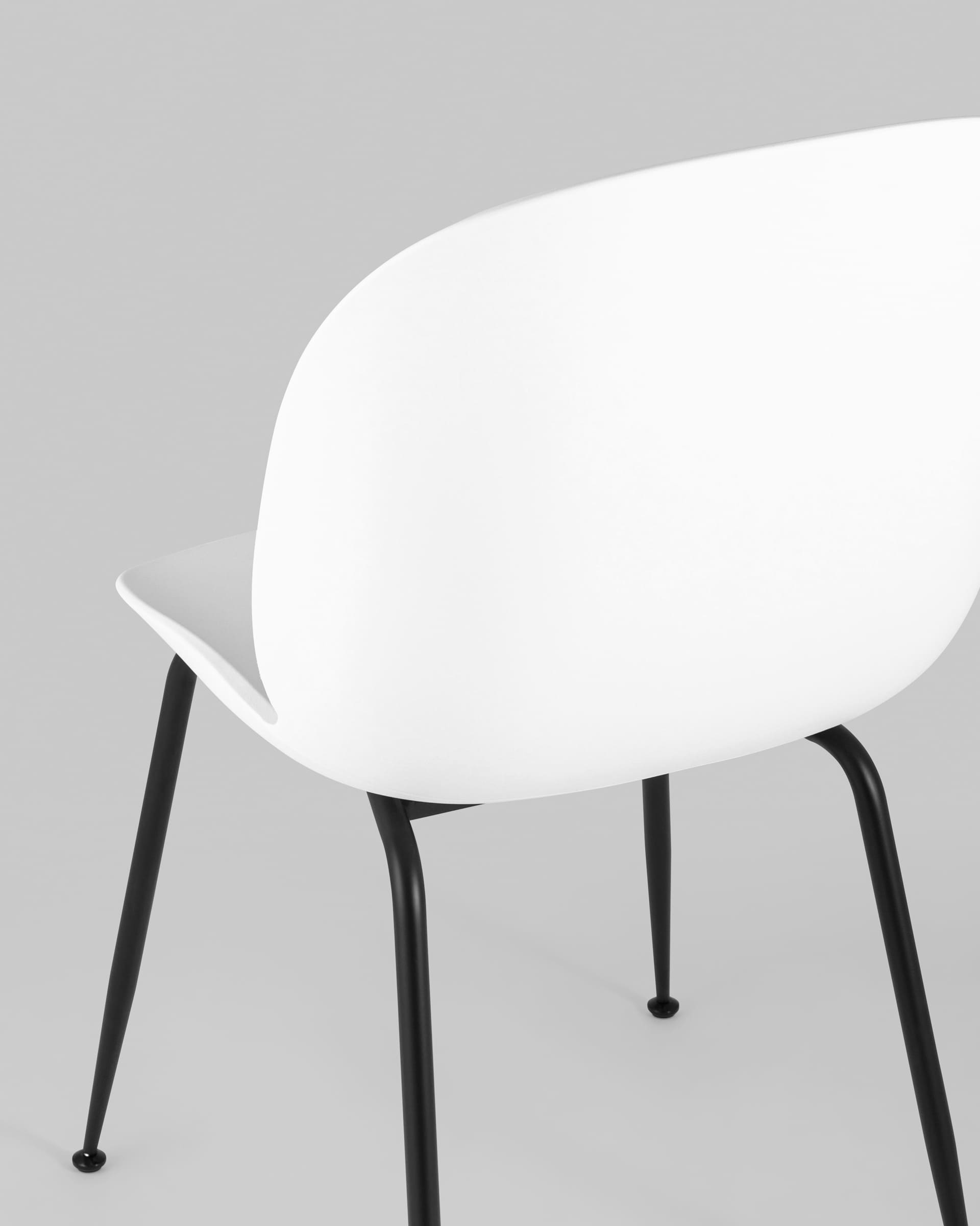 stul-beetle-plastik-belyj_Gray