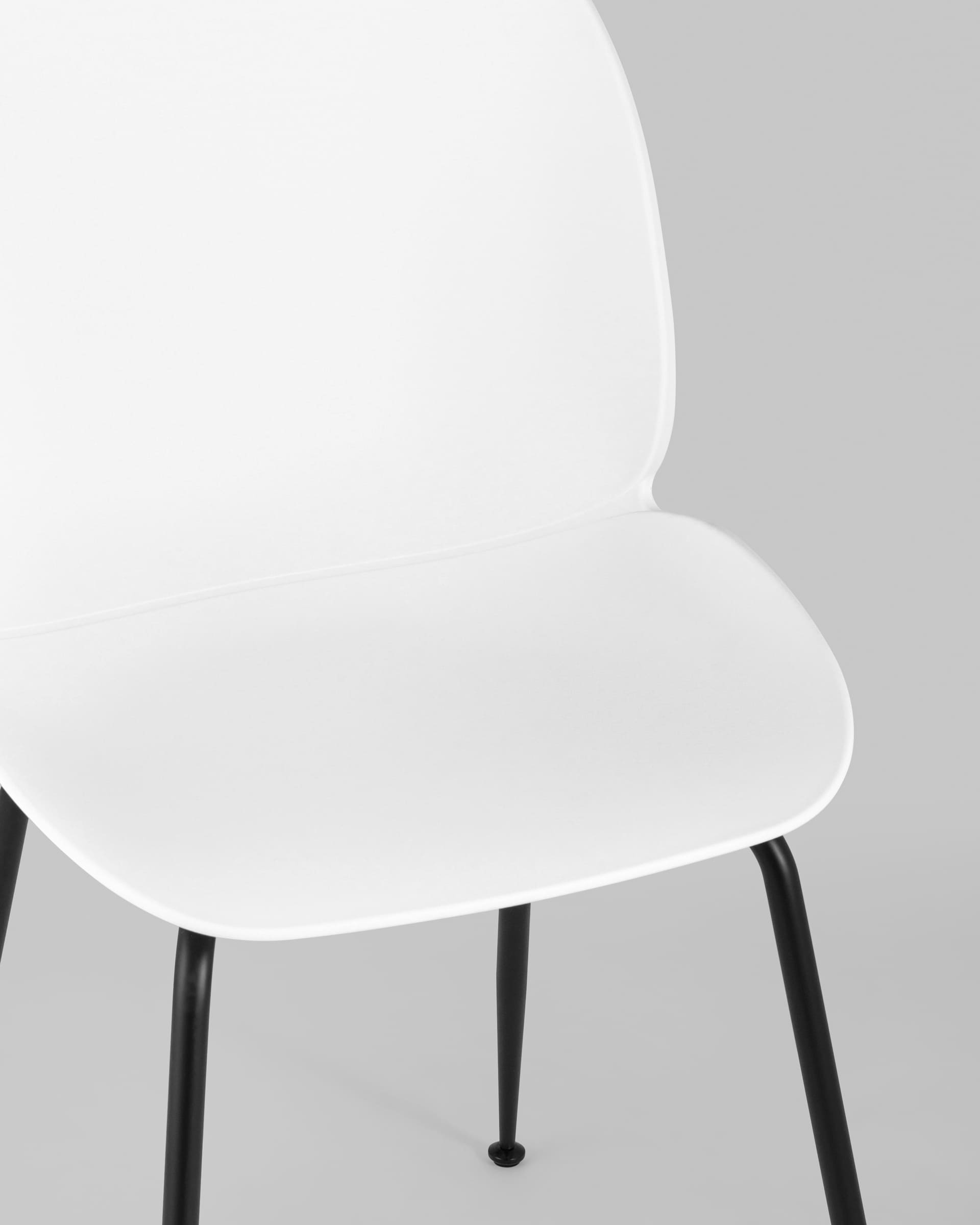 stul-beetle-plastik-belyj_Gray