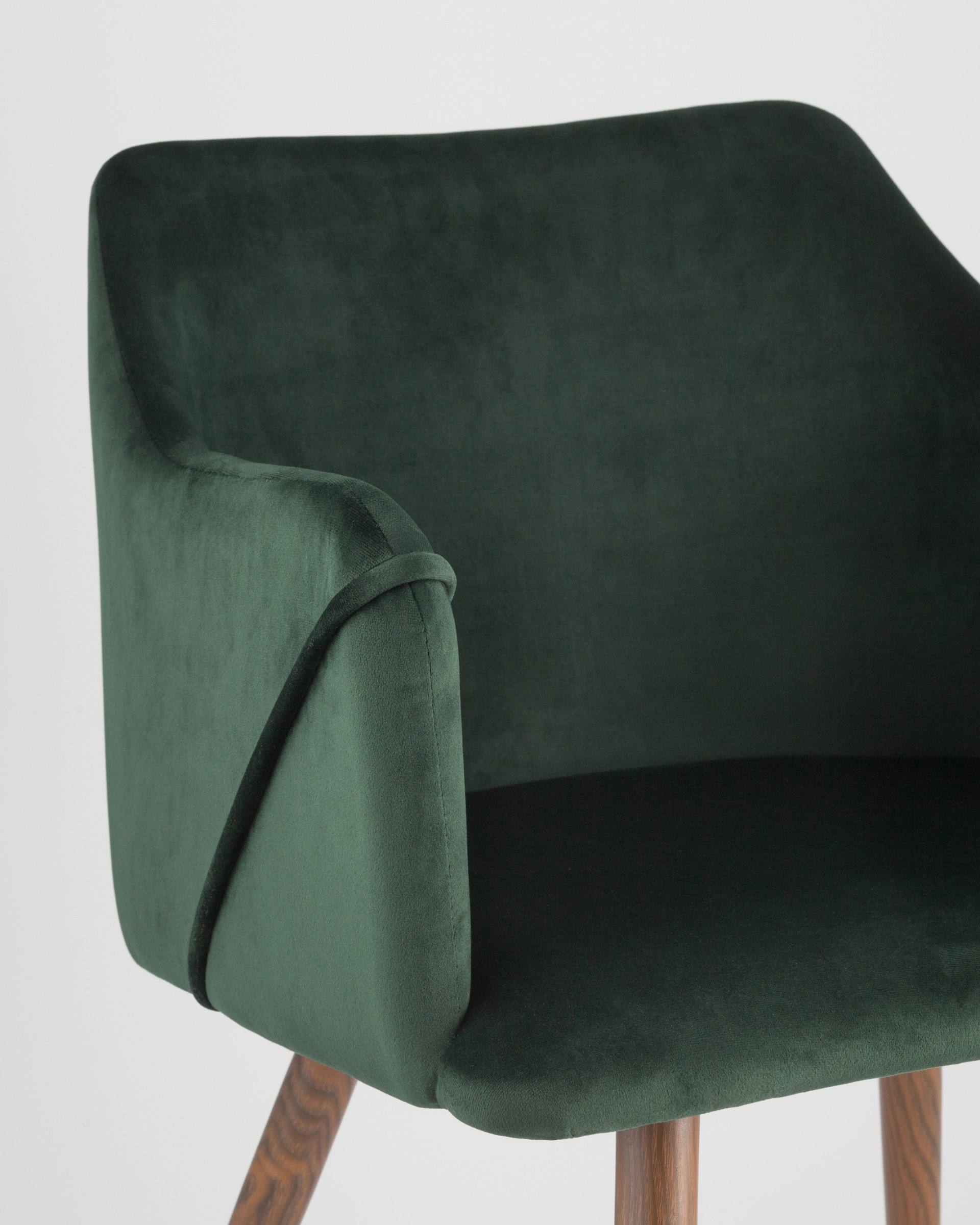 stul-monarh-zelenyj__2__vumm-8s