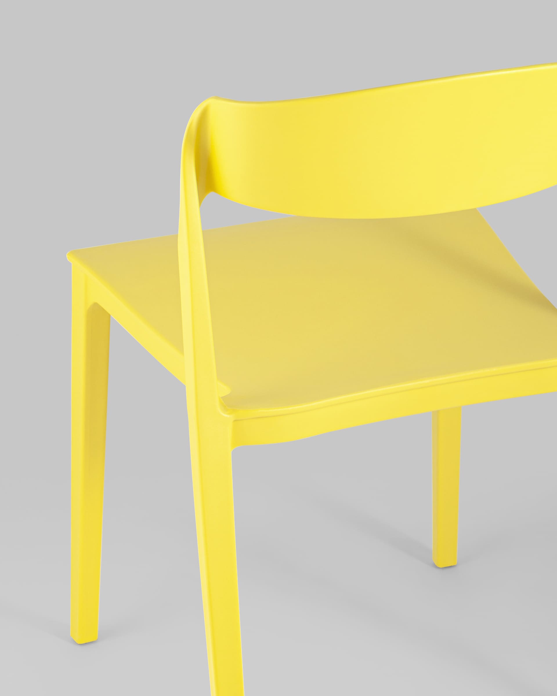 stul-moris-plastik-zheltyj_Gray