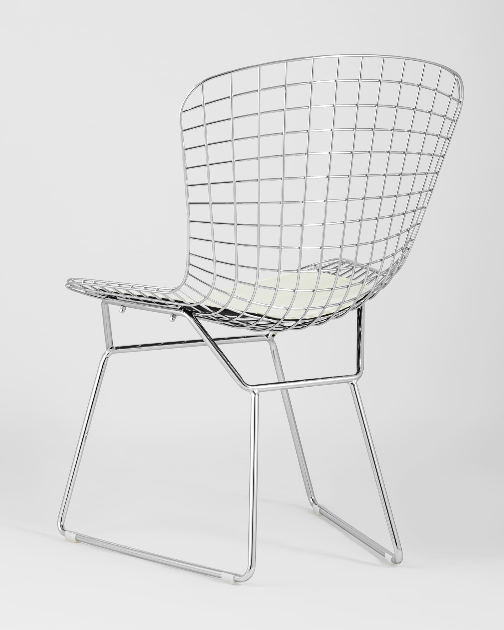 stul-obedennyj-bertoia-hromirovannyj-s-beloj-podushkoj_Gray