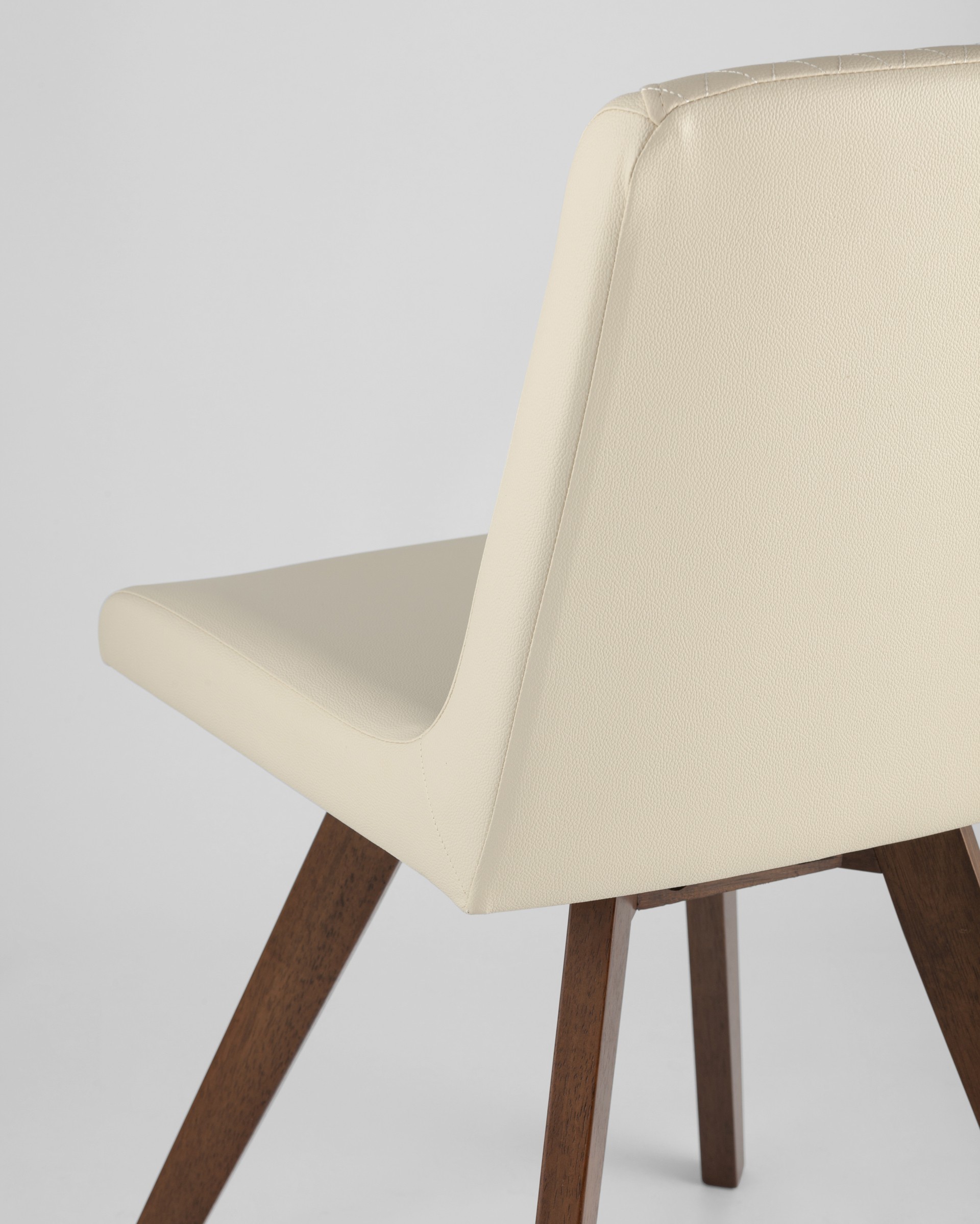 stul-obedennyj-marta-bezhevyj__2__kojn-xy