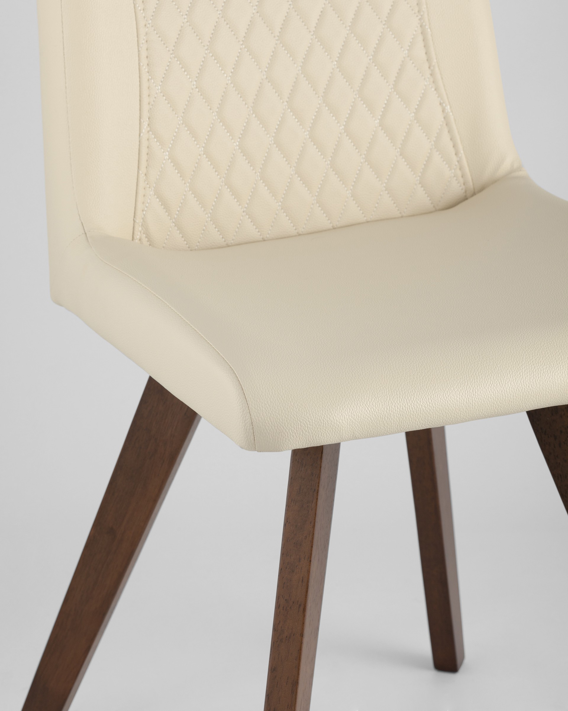 stul-obedennyj-marta-bezhevyj__2__kojn-xy