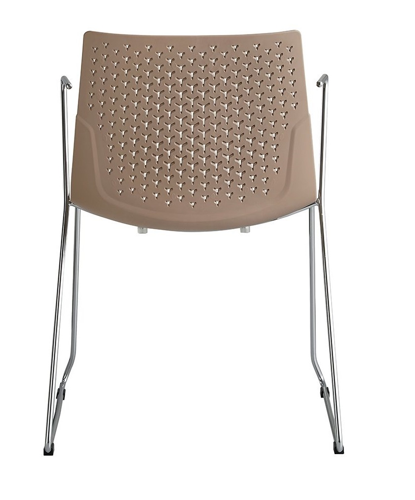 stul-s-podlokotnikami-krajm-korichnevyj