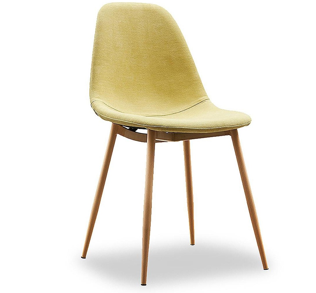 stul-santyago-zhyoltyj-nozhki-pod-derevo