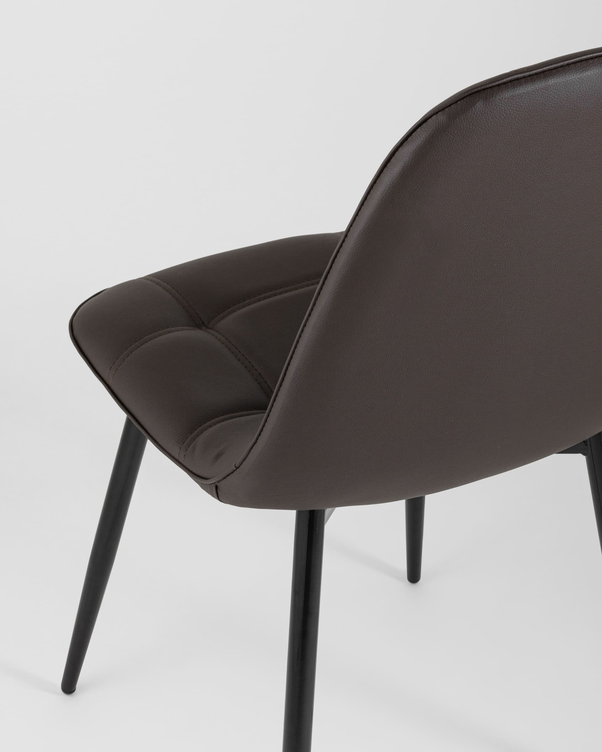 stul-tejlor-ehkokozha-tyomno-korichnevyj_Gray__1_