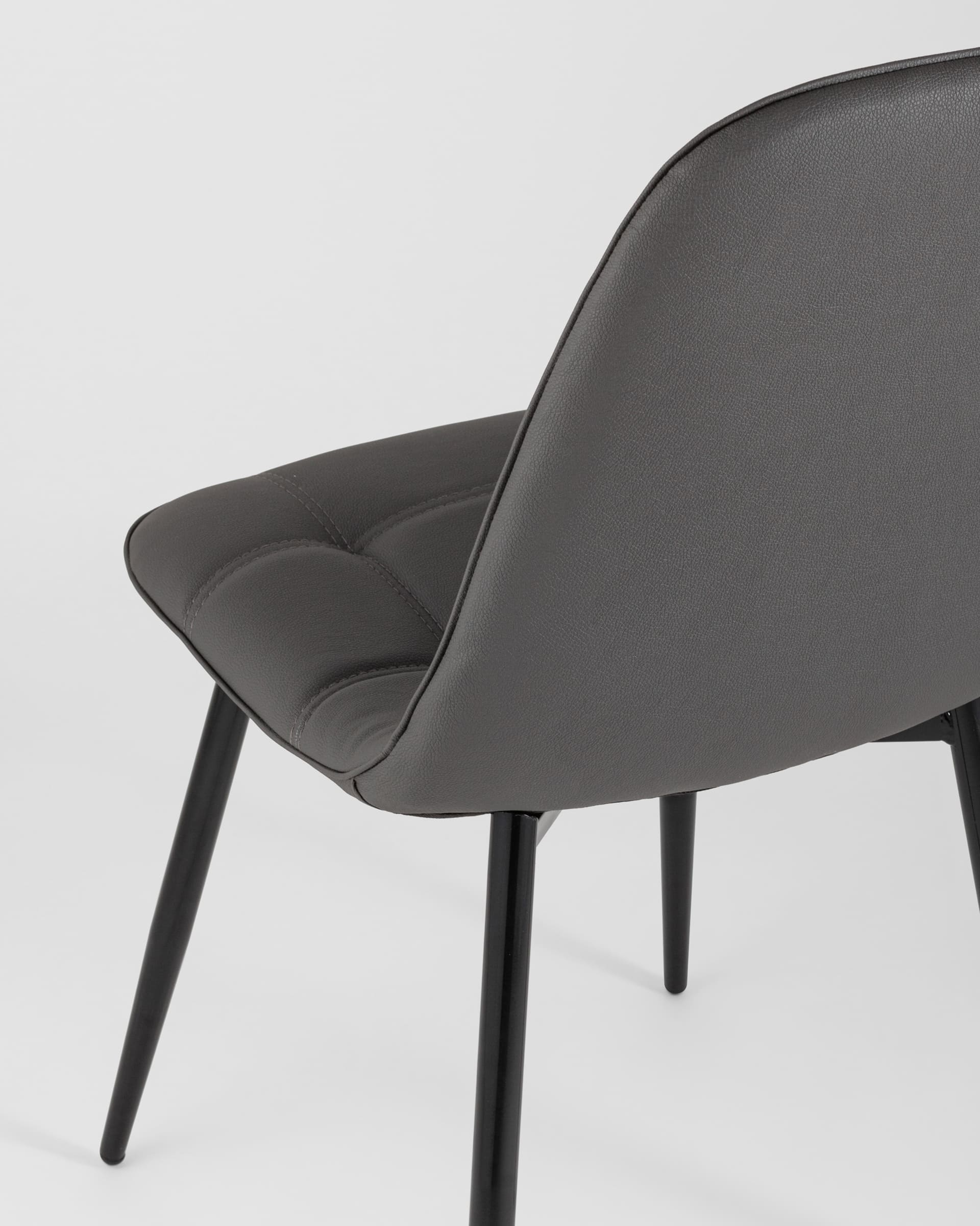 stul-tejlor-ehkokozha-tyomno-seryj_Gray__1_